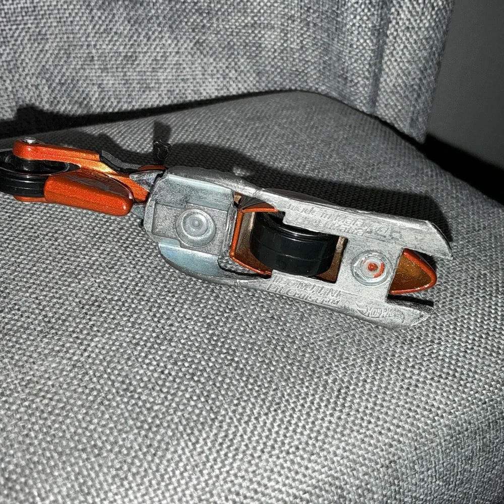 Motorcycle Hot Wheels Mattel 2003 Die cast Used Car Made In Malaysia Orange